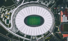 开云体育中国-伦纳德关键回合不手软，雄鹿血拼活塞，坚韧与决断的季后赛启示