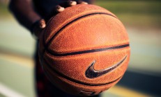 开云体育中国官网-奇迹与叹息，希腊绝杀背后的库尔图瓦高光之夜