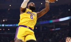 开云足球直播-科尔多瓦主场告捷，实现惊艳逆转