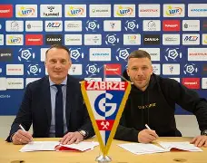 芬兰战胜爱沙尼亚:波多尔斯基两球梅开 芬兰战胜爱沙尼亚:波多尔斯基两球梅开