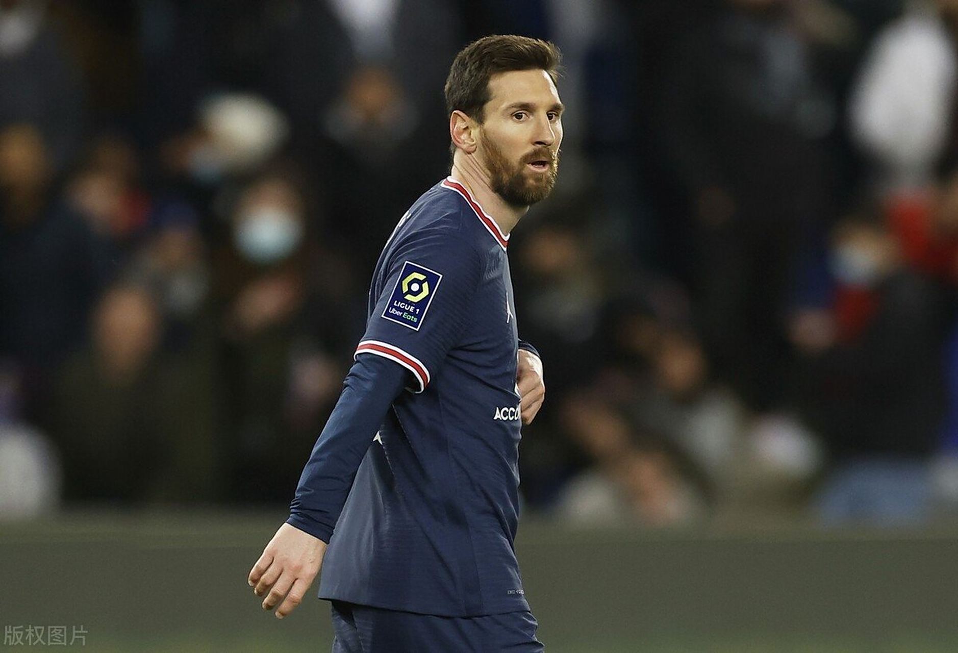 关于圣埃蒂安主场打平昂热，积分榜上升至中游的信息