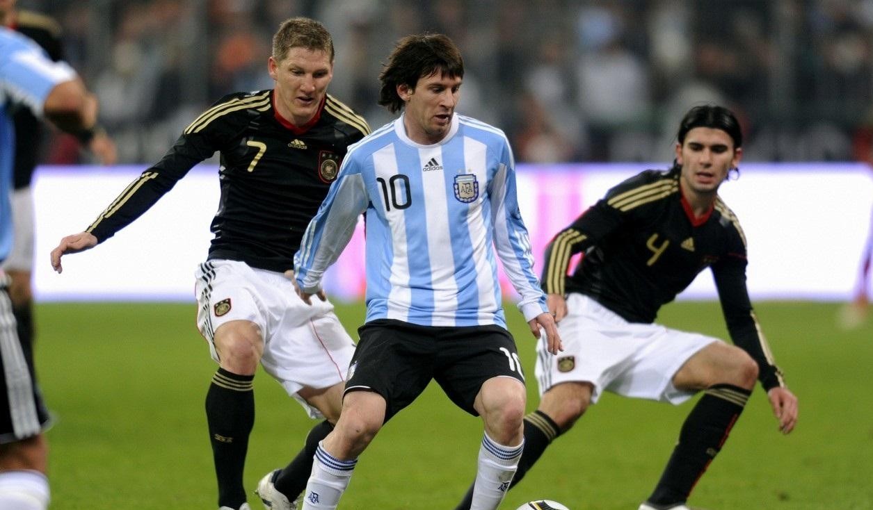 包含尼斯海边，晋级了，欧洲领跑的足球强国的词条