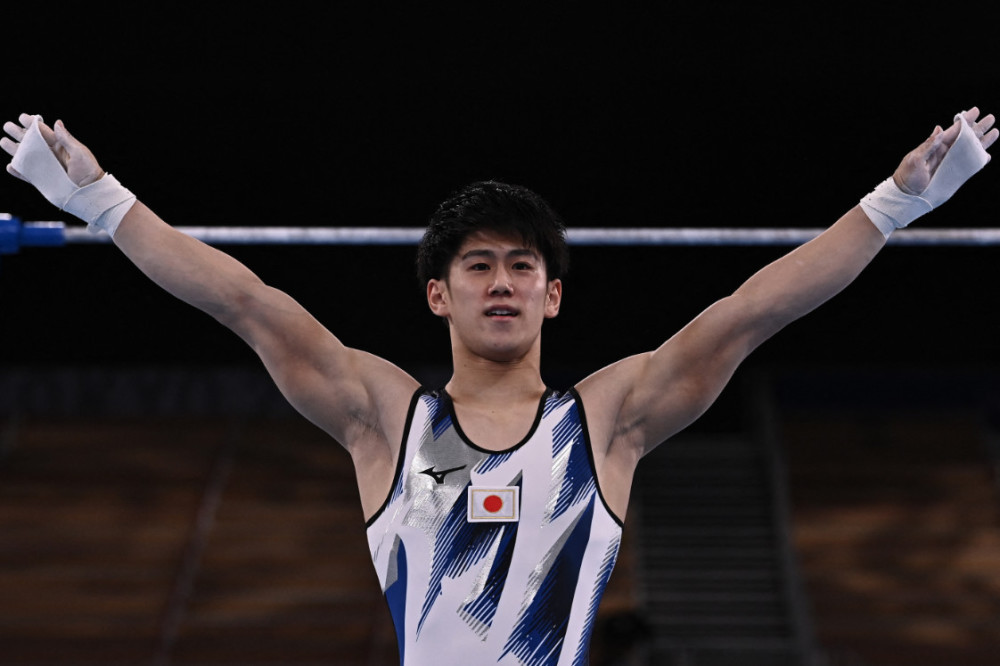 捷克选手卡尔成功获得男子体操银牌的简单介绍