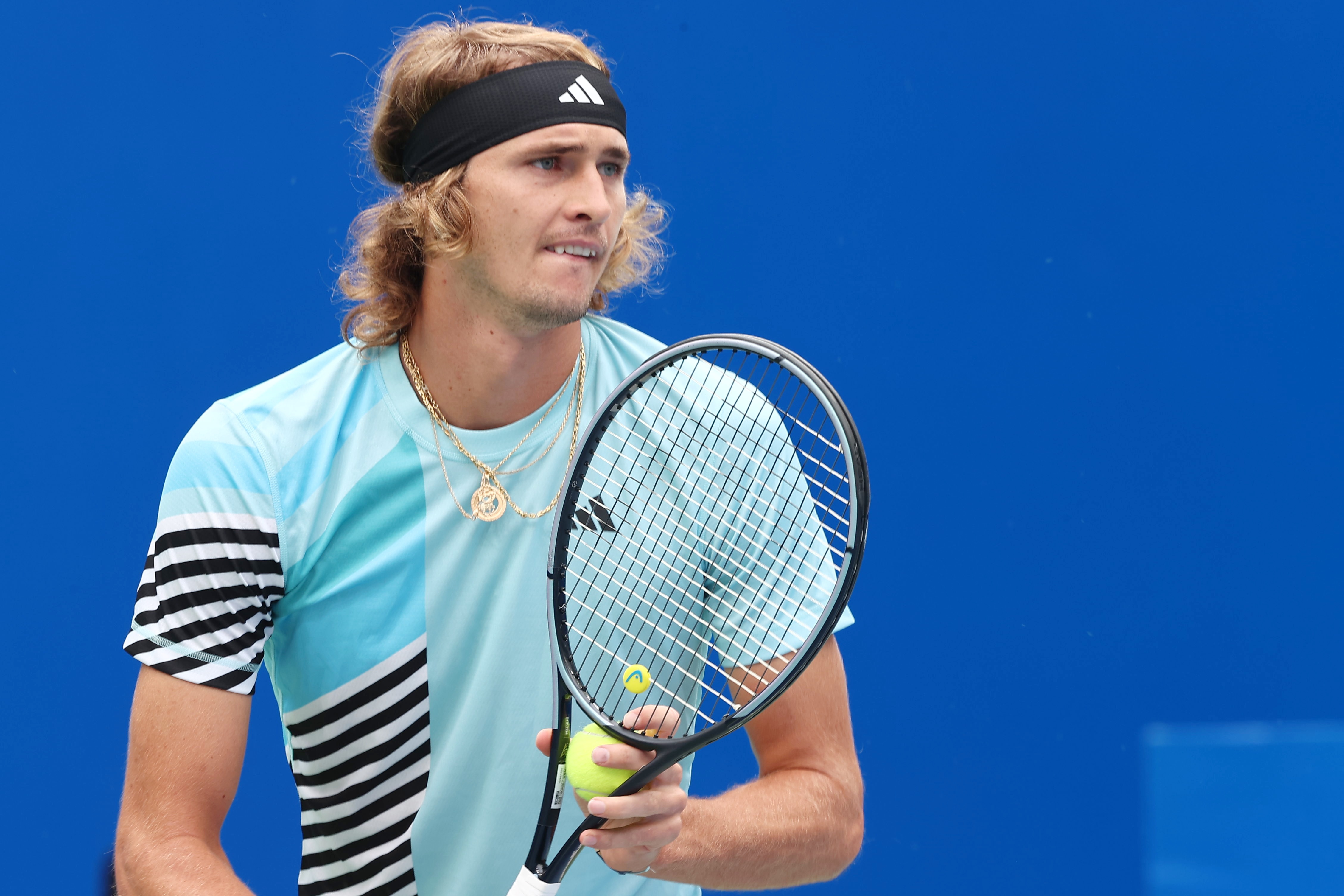 关于ATP总决赛逆转法网，兹维列夫扛起全队的信息