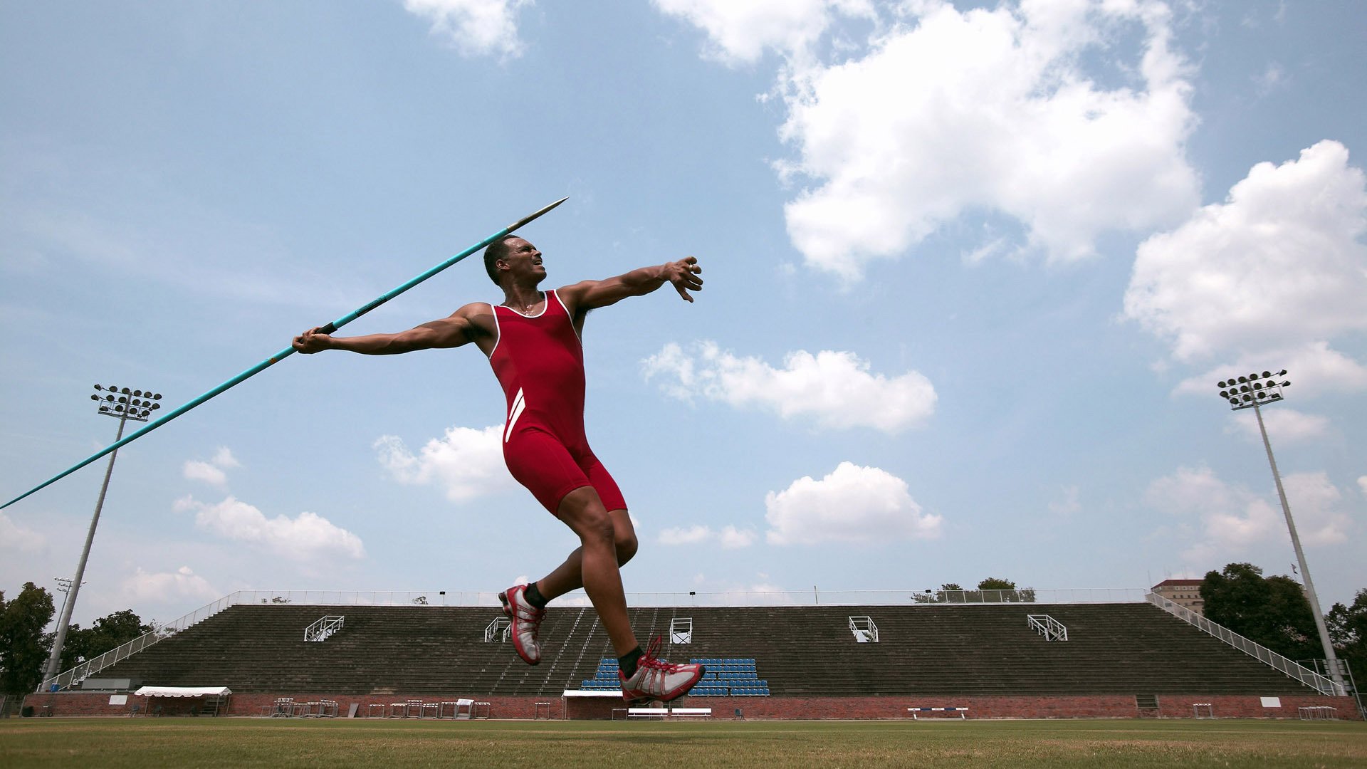 阿克爆发破僵局，哥斯达黎加硬仗险胜比利亚雷亚尔