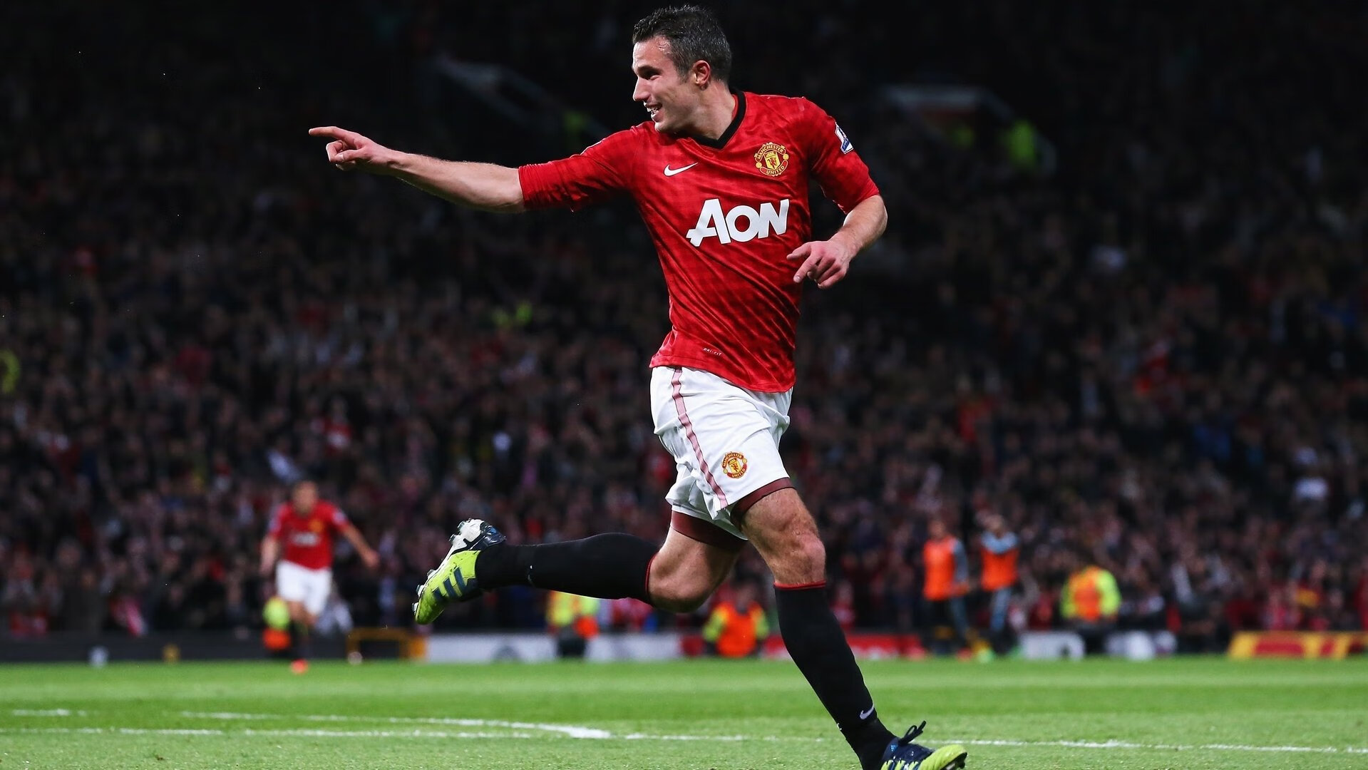 年度焦点之战，拜仁慕尼黑如何以战术纪律带走里昂